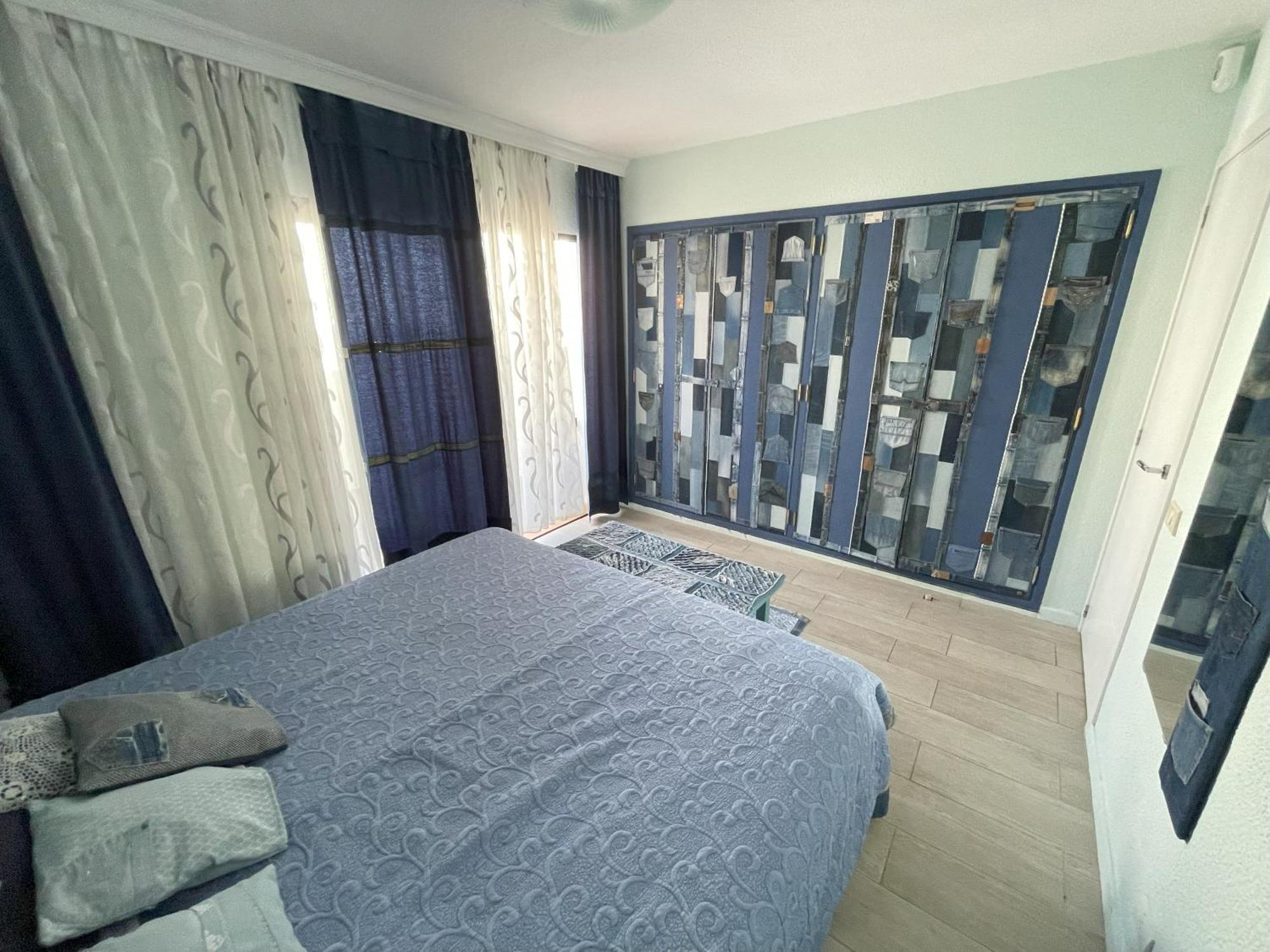 Fine Art Jeans Apartment Arona  Esterno foto